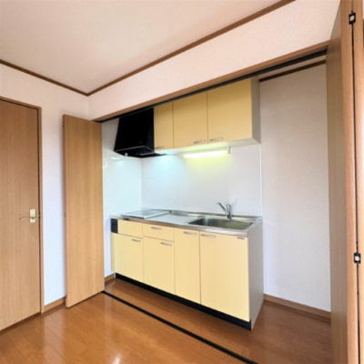 【キッチン】 | パルティータ | 広々使える快適なキッチンです♪