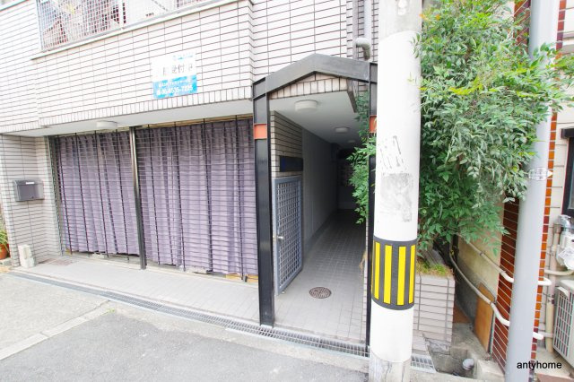 プレアール都島高倉　仲介手数料無料のエントランス