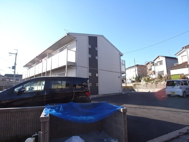 奈良市平松４丁目のアパート