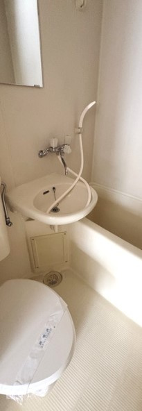 ウィンベルソロ西川口第六の洗面所