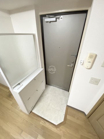 ステイタス難波の玄関|ステイタス難波 玄関