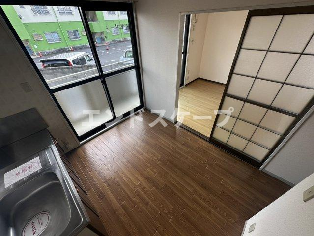 グレースアーバンＡの居間・リビング|高崎、前橋のお部屋探しはエンドスケープまで！お客様の理想お聞かせ下さい♪