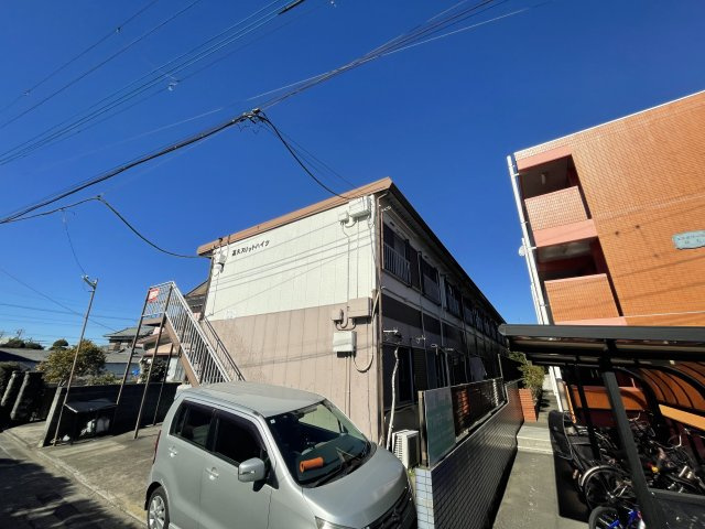 高久スリットハイツの外観