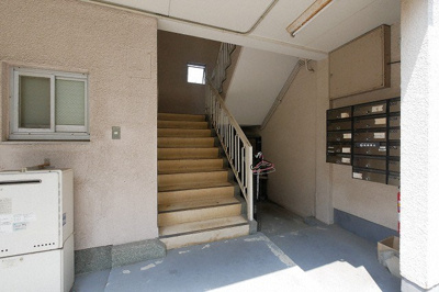 【エントランス】 | 日高マンション