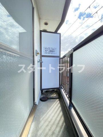 大阪市東淀川区淡路１丁目の賃貸マンションのバルコニー
