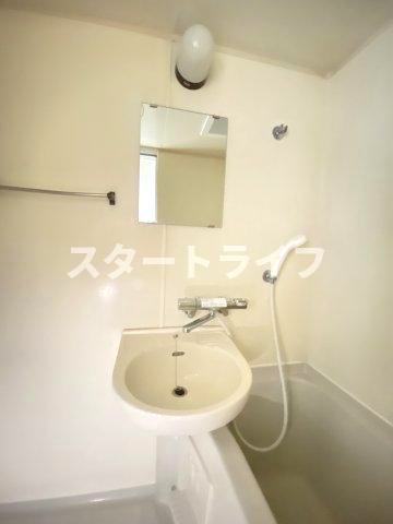 大阪市東淀川区淡路１丁目の賃貸マンションの洗面所