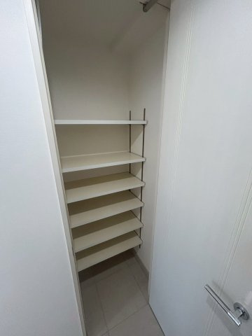 クロスレジデンス大阪新町の収納