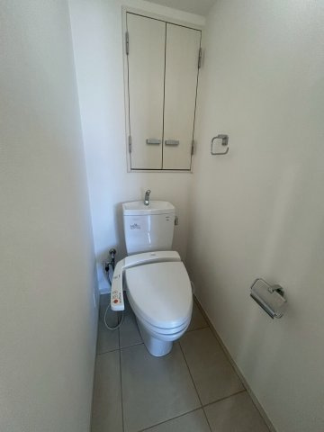クロスレジデンス大阪新町のトイレ