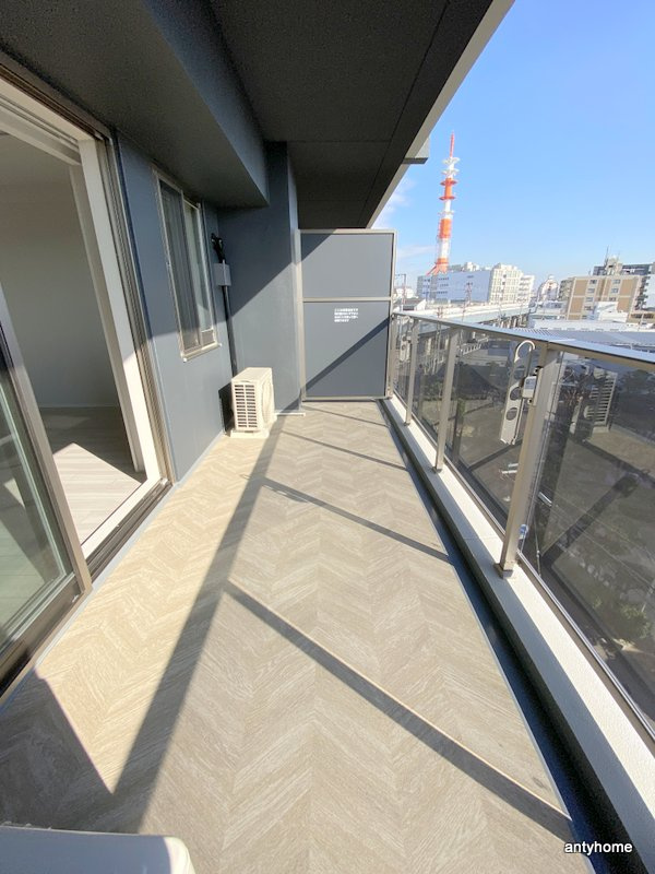 アーバンパーク淡路　仲介手数料無料のバルコニー