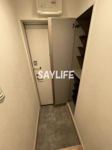 ＡＬＥＧＲＩＡ鶴見区今津の玄関