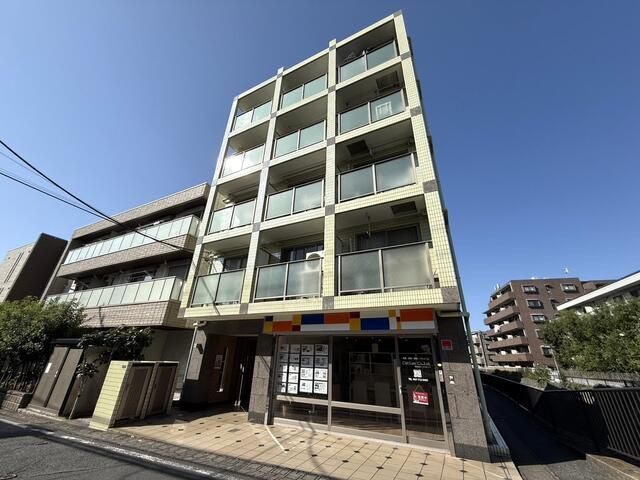 ハーモニーの外観