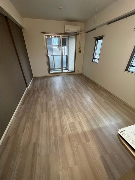CITY SPIRE 名駅北の居間・リビング