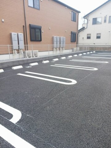 カファーラ・Ｌの駐車場|駐車場があります