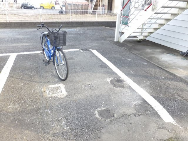 レオパレスラークスパー玉村のその他
