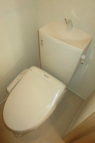 レグジー　Ⅱのトイレ|ゆったりとした空間のトイレです