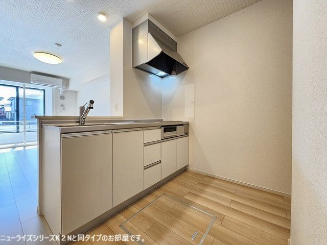 フローレス　コート　Ⅱのキッチン|コンパクトなキッチンで掃除もラクラク