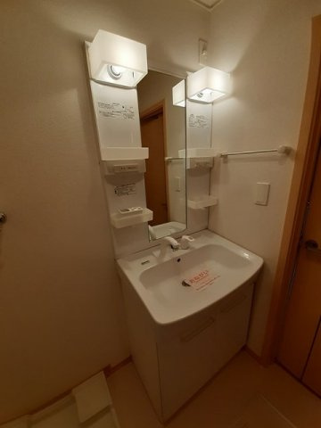 シャルマン・テールの洗面所|洗面所です