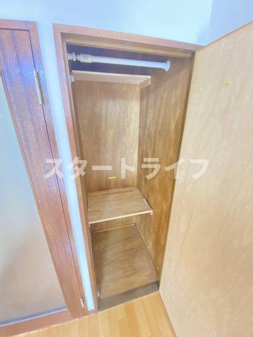 大阪市東淀川区東中島５丁目の賃貸マンションの収納