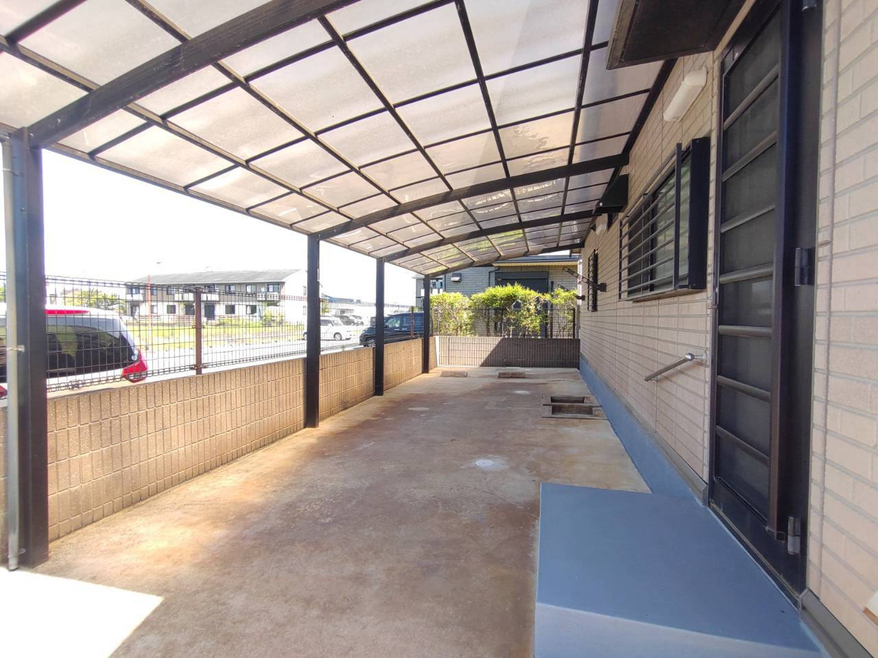 三潴郡大木町大字八町牟田の中古一戸建の駐車場