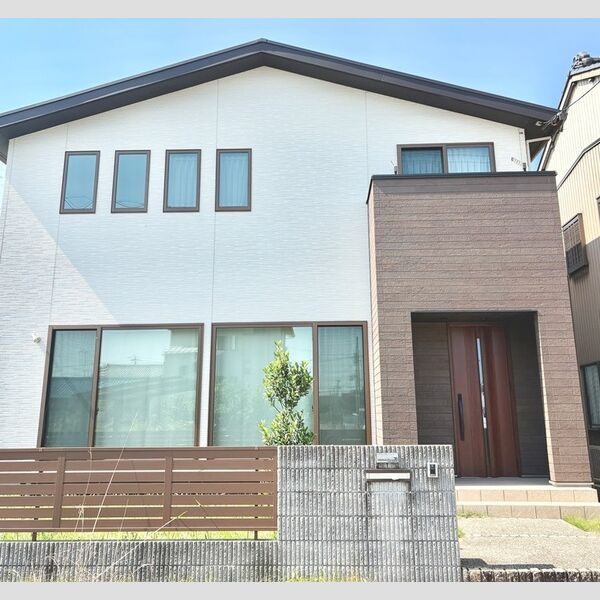 八剱町岩塚戸建の外観