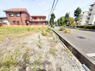 【前面道路含む現地写真】 | 原山台４丁　売土地　２区画 | 南海泉北線「栂・美木多」駅まで徒歩１３分♪毎日の通勤や通学に便利です♪お出かけにも便利ですね！