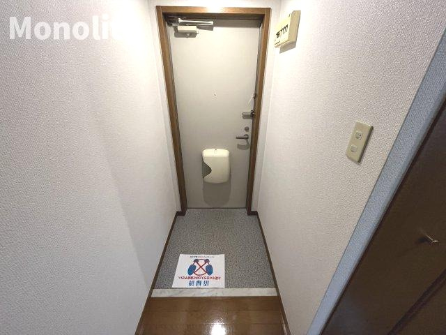 カモミールコートの玄関