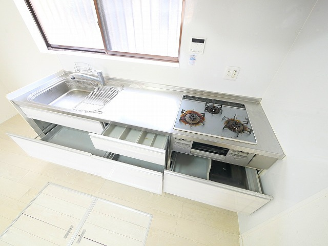 南登美ヶ丘　戸建てのキッチン