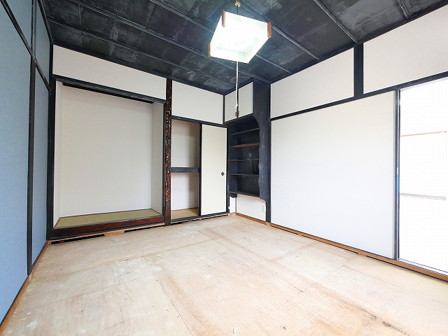 南登美ヶ丘　戸建ての和室