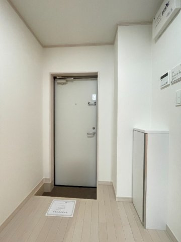 Well-being八幡山の玄関