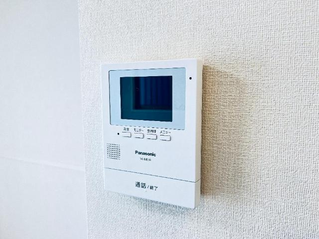 リラ　ヴェールの内装|カメラ付インターホン