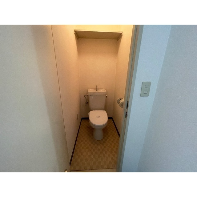 カンケン東新井マンションのトイレ|落ち着いたトイレです
