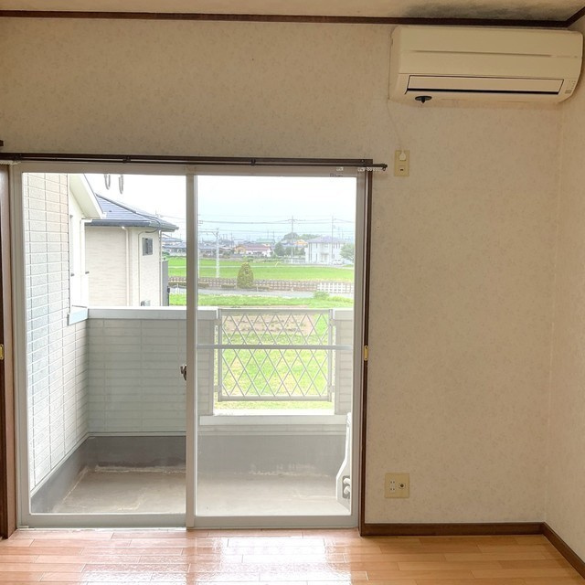 ユニオンⅢAの居間・リビング|こちらの居間で趣味の時間をお楽しみください