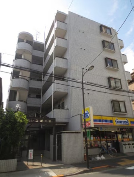 日神パレス新大塚の外観