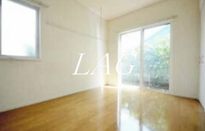 【寝室】 | ＳＡＫＵＲＡＳ　ＴＥＲＲＡＣＥ | 室内です。