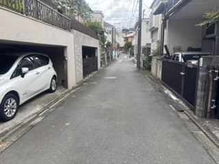【前面道路含む現地写真】 | 横浜市泉区白百合　新築分譲住宅・全1棟 | 前面道路