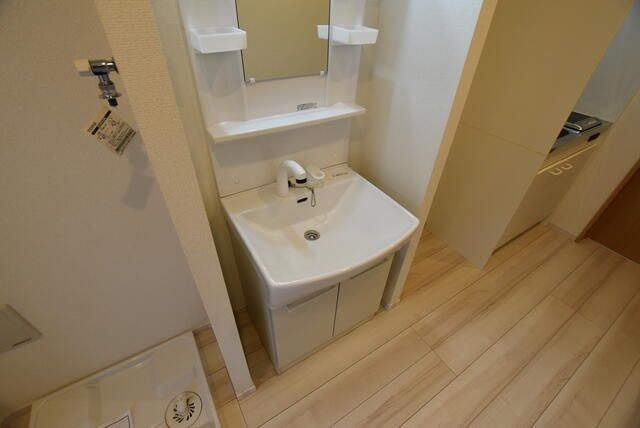 カルムプレイス東小岩の洗面所