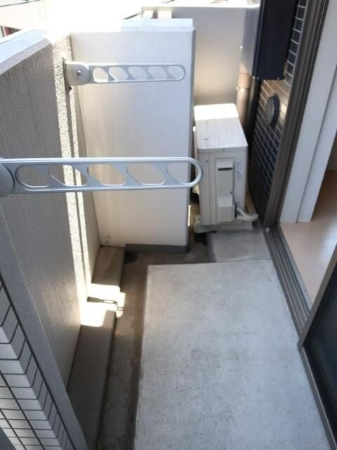 メゾンユーキのバルコニー