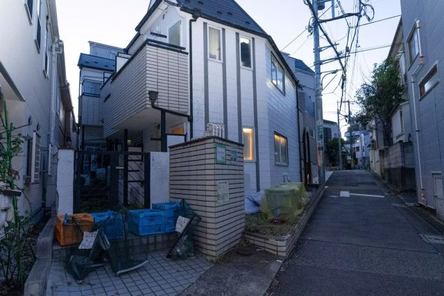 AP1184 LP滝野川 206の外観|




