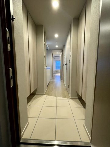 Laviere新板橋の玄関