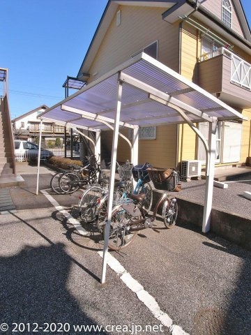 ロイヤルハイツＢ棟の外観