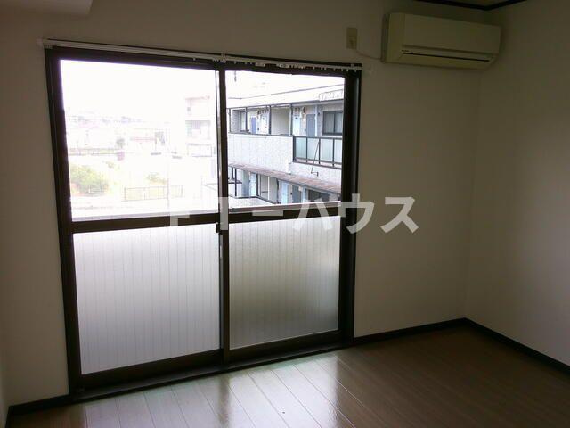ハピネス南大野の寝室