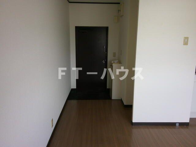 ハピネス南大野のエントランス
