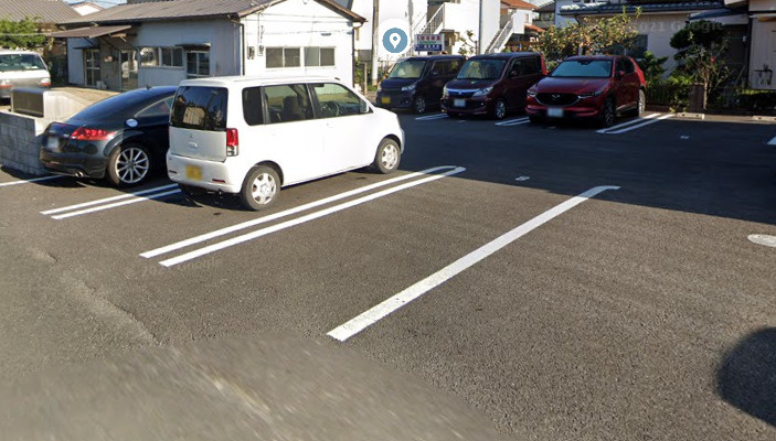 グリーンハイツの駐車場