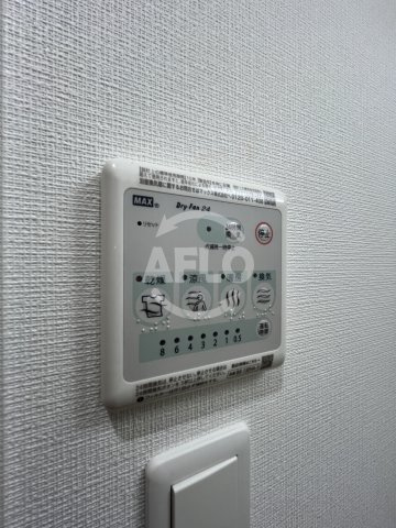 リヴィアス新大阪シェルの洗面所|LIVIAZ SHIN-OSAKA Ciel　浴室乾燥機