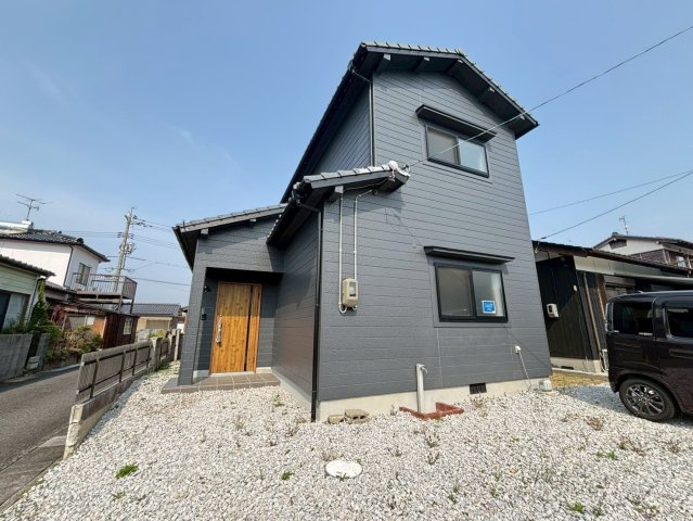西高泊の外観