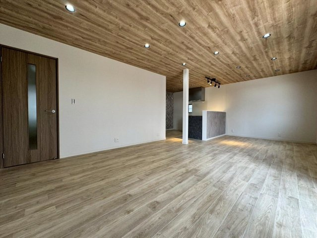 宇部市北迫新町の居間・リビング