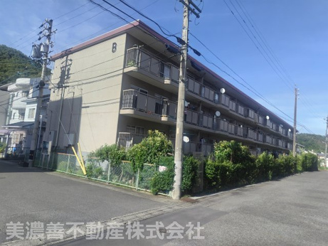６７２５２　パビリオン梅林苑の画像
