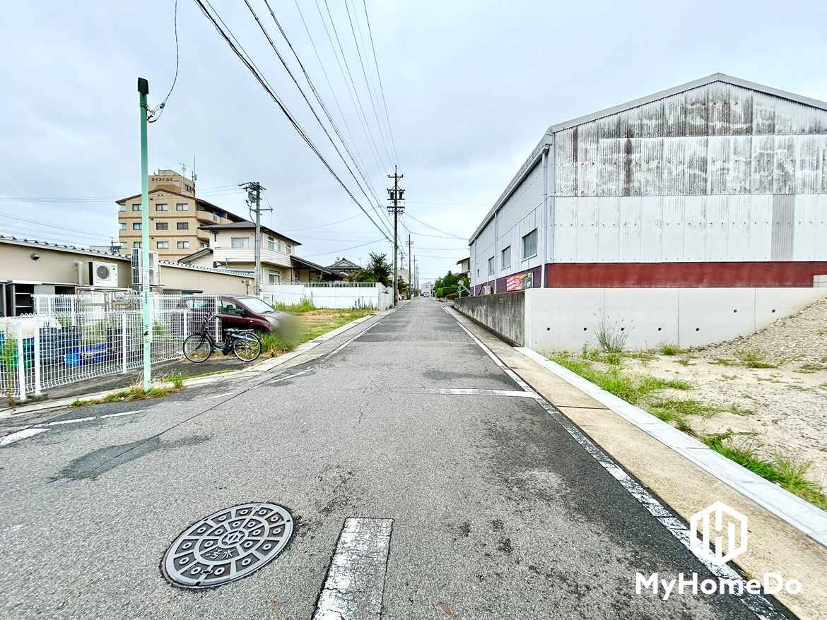 守山区向台2丁目の前面道路含む現地写真