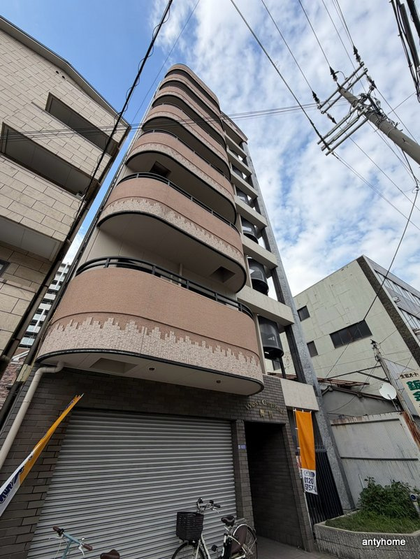 ウエストキャピタル梅田　仲介手数料無料の外観