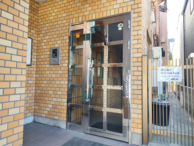 NIKOハイム新小岩Ⅲのエントランス